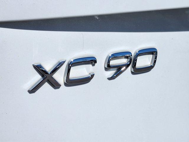used 2022 Volvo XC90 Recharge Plug-In Hybrid car, priced at $38,620