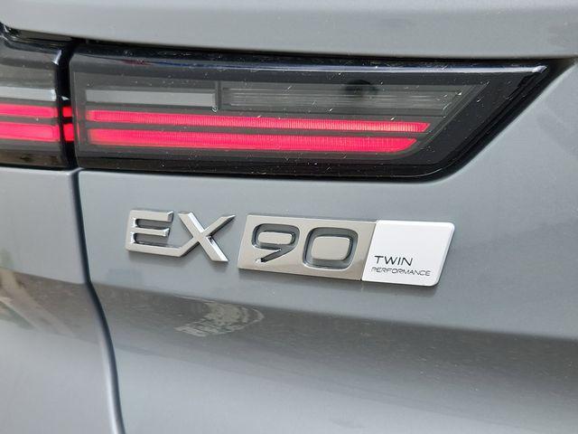 new 2025 Volvo EX90 car, priced at $94,150