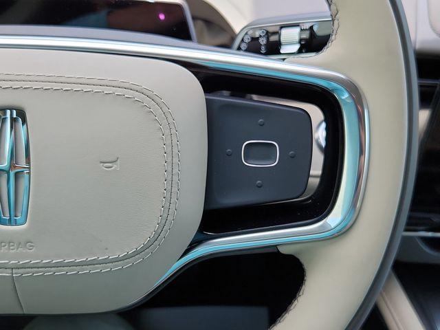 new 2025 Lincoln Nautilus car, priced at $50,866