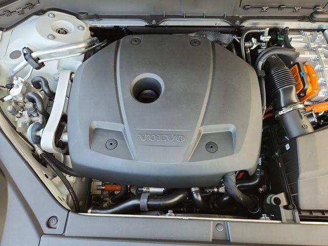 new 2025 Volvo XC90 Plug-In Hybrid car, priced at $81,405