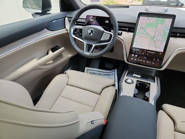 new 2025 Volvo EX90 car, priced at $78,550
