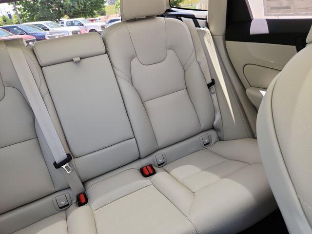 new 2025 Volvo XC60 car, priced at $54,360