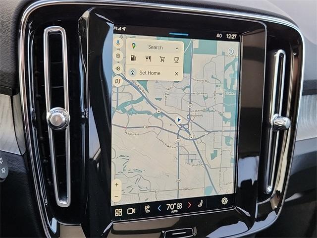 new 2025 Volvo XC40 car, priced at $46,035