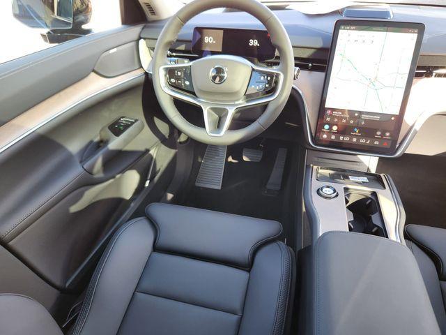 new 2025 Volvo EX90 car, priced at $78,325