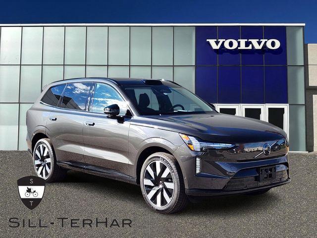 new 2025 Volvo EX90 car, priced at $78,325
