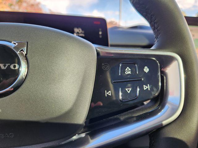 new 2025 Volvo EX90 car, priced at $78,325