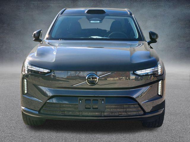 new 2025 Volvo EX90 car, priced at $78,325