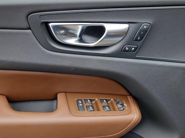 new 2025 Volvo XC60 car, priced at $54,545