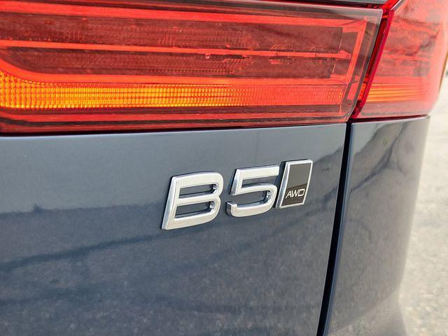new 2025 Volvo XC60 car, priced at $54,545