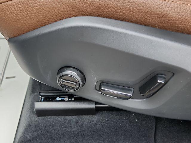 new 2025 Volvo XC60 car, priced at $54,545