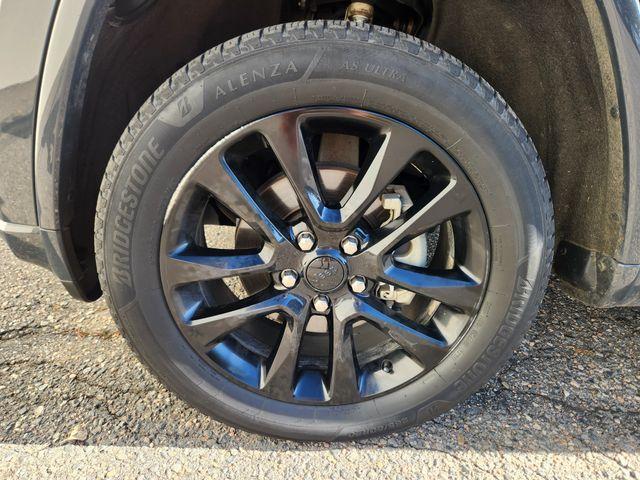 used 2018 Jeep Grand Cherokee car, priced at $18,630