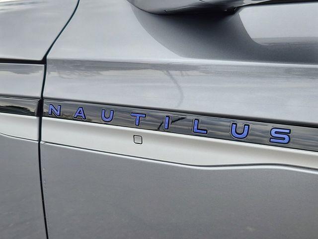 new 2025 Lincoln Nautilus car, priced at $55,336