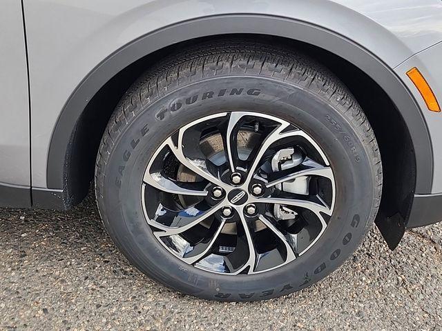 new 2025 Lincoln Nautilus car, priced at $55,336