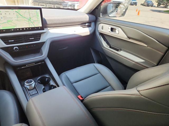 new 2025 Ford Explorer car, priced at $46,375