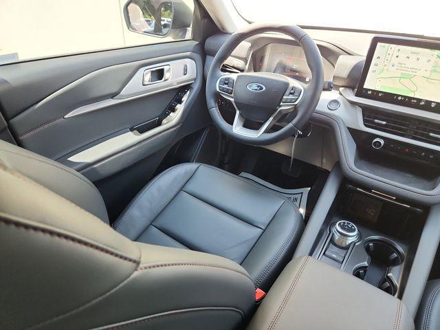 new 2025 Ford Explorer car, priced at $46,375