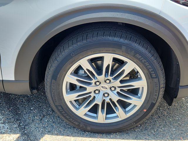 new 2025 Ford Explorer car, priced at $46,375