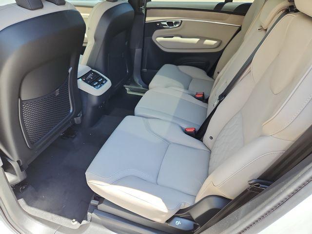 new 2025 Volvo XC90 car, priced at $61,595