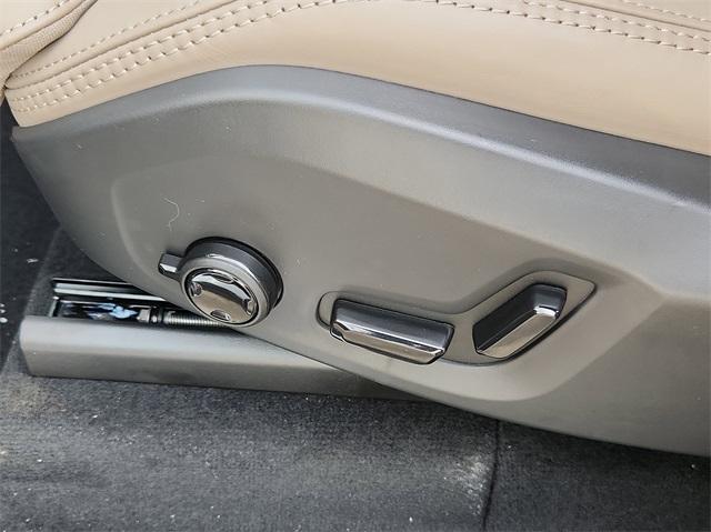 new 2025 Volvo XC90 car, priced at $75,745