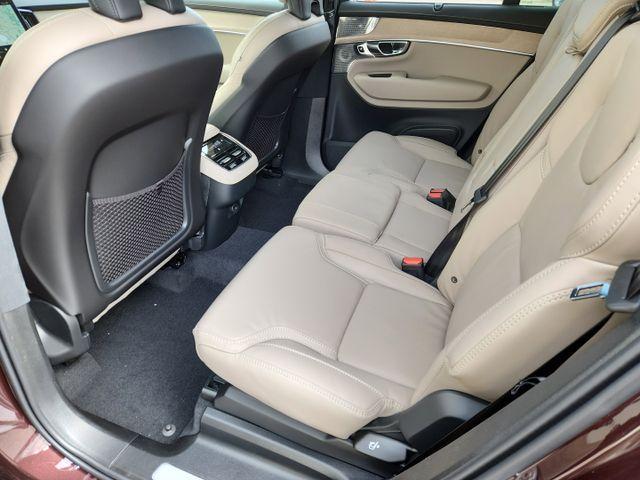new 2025 Volvo XC90 car, priced at $76,245