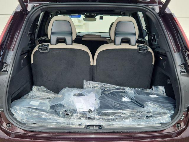 new 2025 Volvo XC90 car, priced at $76,245