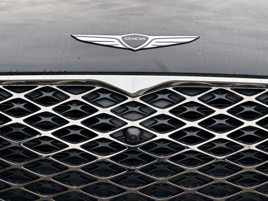 used 2025 Genesis G90 car, priced at $76,903