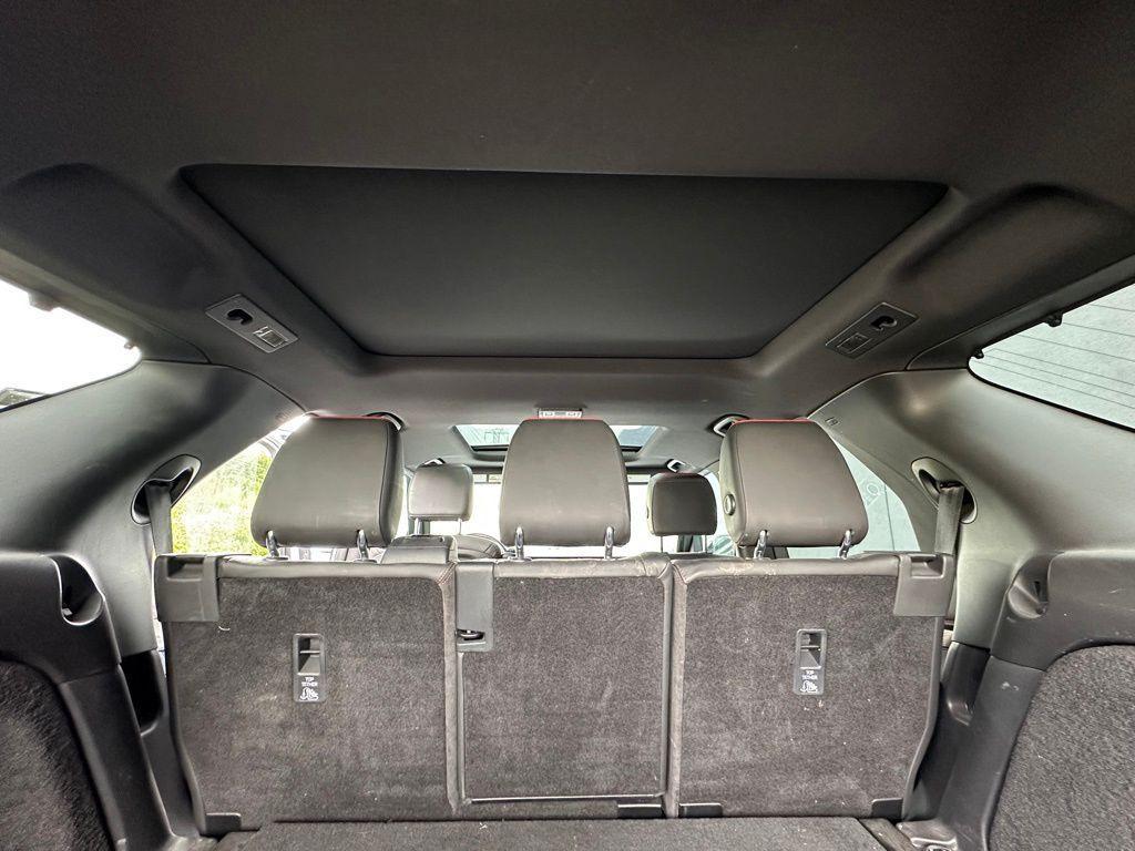 used 2017 Land Rover Discovery car, priced at $14,463