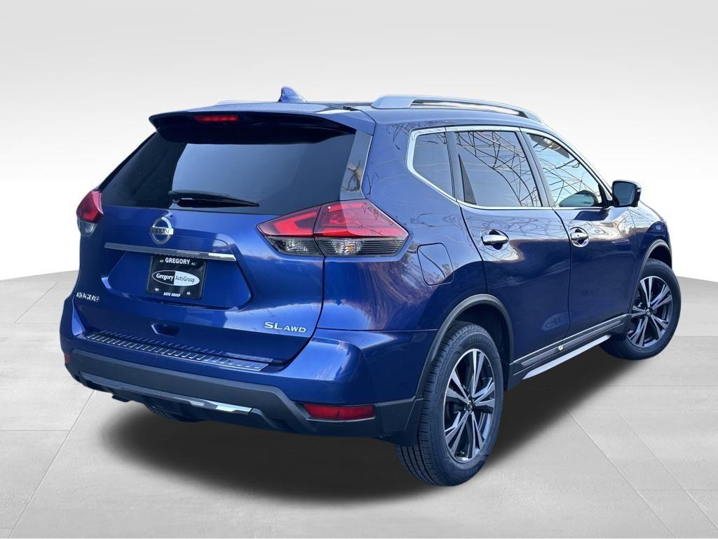 used 2017 Nissan Rogue car, priced at $15,321