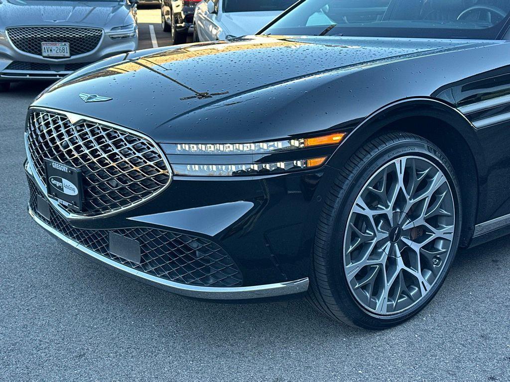 used 2023 Genesis G90 car, priced at $62,959