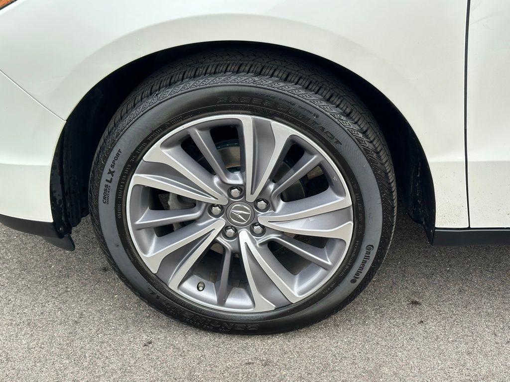 used 2018 Acura MDX car, priced at $19,920