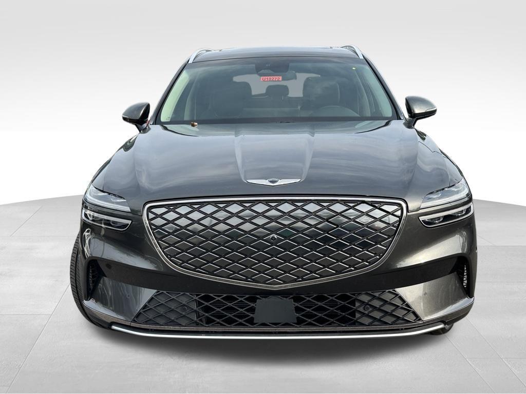 used 2025 Genesis Electrified GV70 car, priced at $43,384