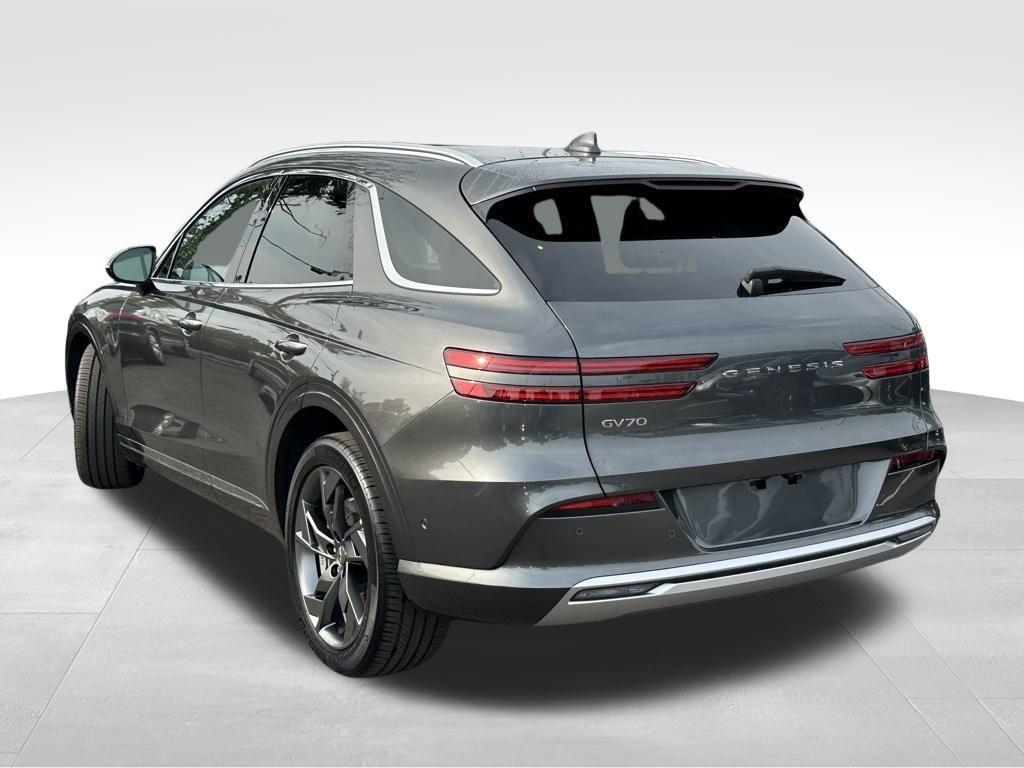 used 2025 Genesis Electrified GV70 car, priced at $43,384