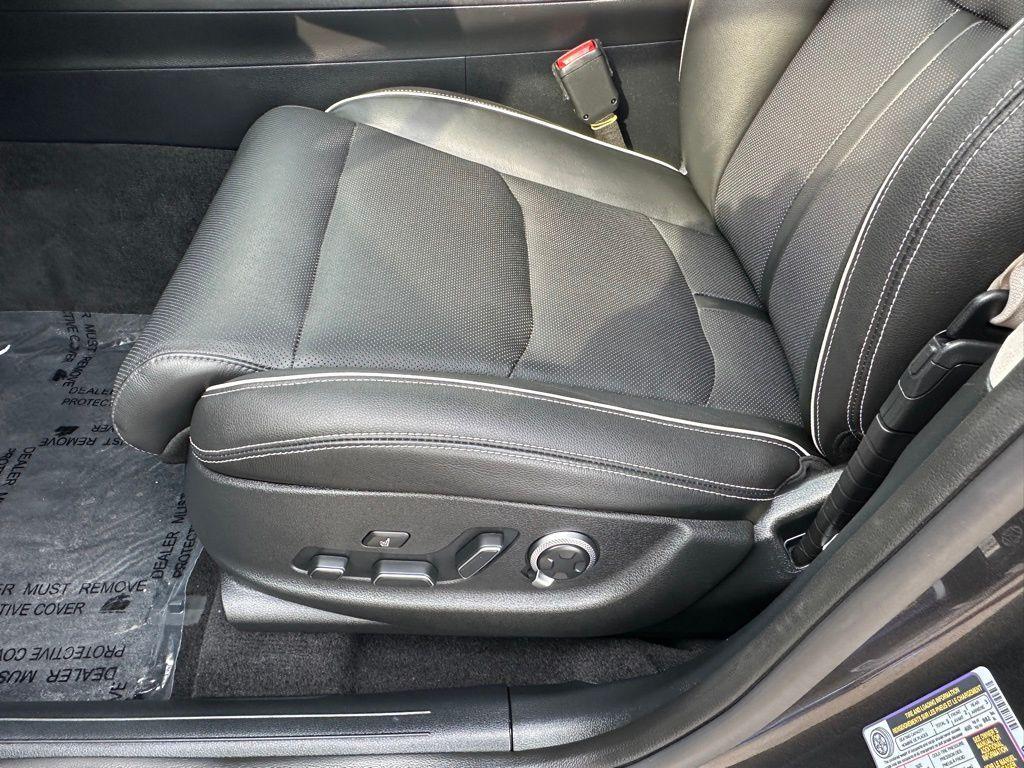used 2025 Genesis Electrified GV70 car, priced at $43,384