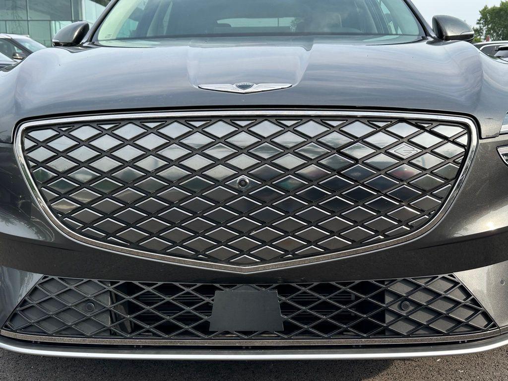 used 2025 Genesis Electrified GV70 car, priced at $43,384