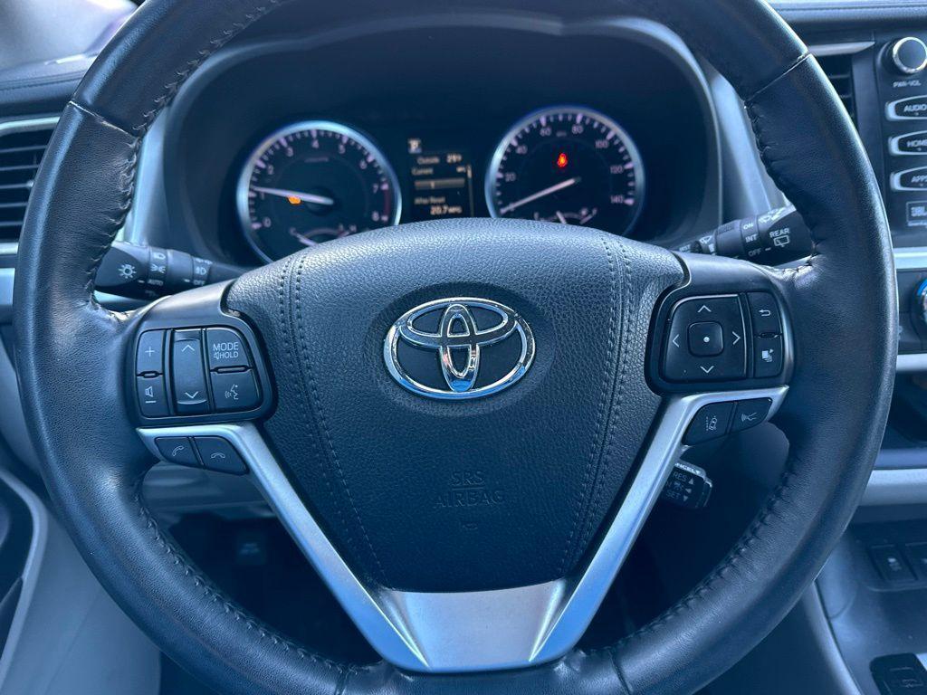 used 2018 Toyota Highlander car, priced at $29,781