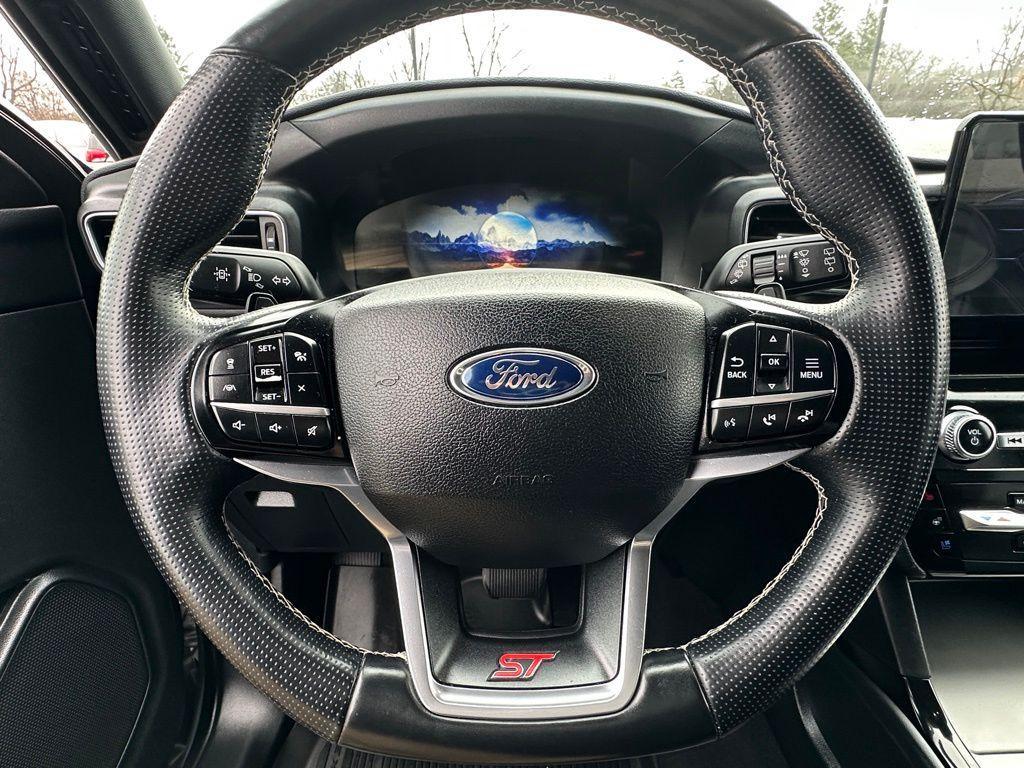 used 2021 Ford Explorer car, priced at $30,865
