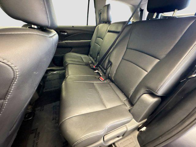 used 2022 Honda Pilot car, priced at $30,520