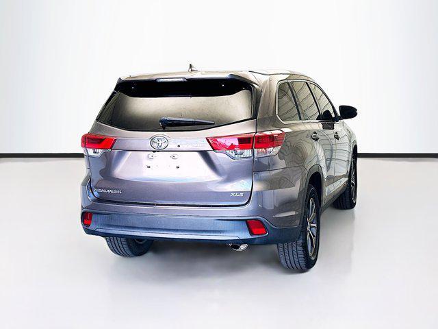 used 2019 Toyota Highlander car, priced at $26,820