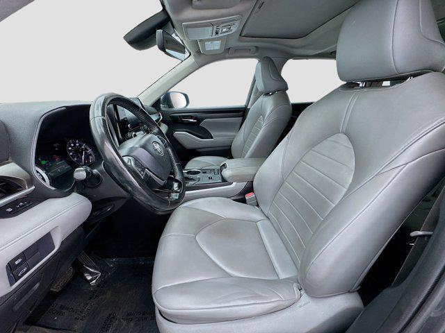used 2021 Toyota Highlander car, priced at $29,777