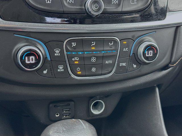 used 2021 Chevrolet Traverse car, priced at $22,295