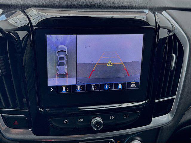 used 2021 Chevrolet Traverse car, priced at $22,295