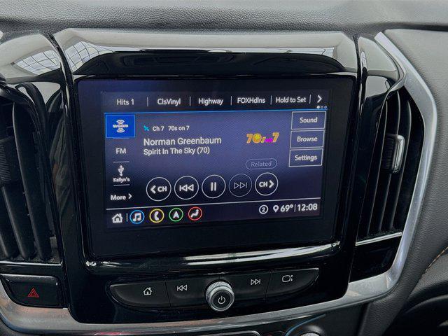 used 2021 Chevrolet Traverse car, priced at $22,295