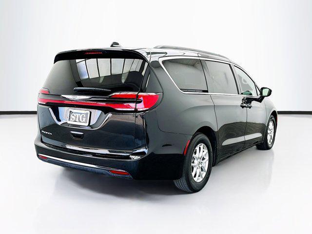 used 2022 Chrysler Pacifica car, priced at $18,551