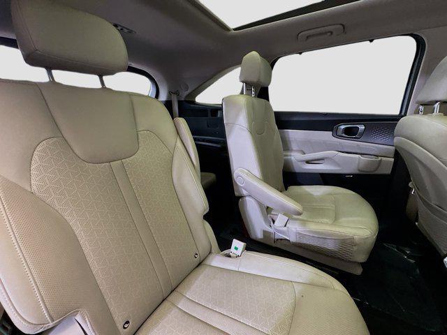used 2023 Kia Sorento Hybrid car, priced at $26,688