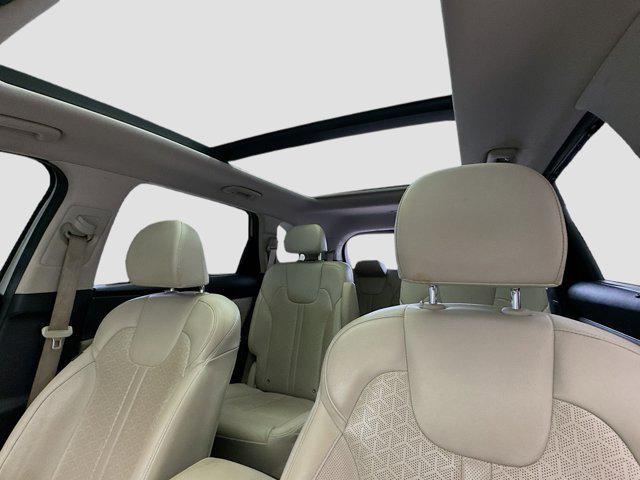 used 2023 Kia Sorento Hybrid car, priced at $26,688