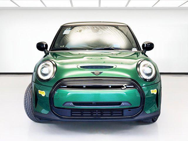 used 2022 MINI Hardtop car, priced at $20,052