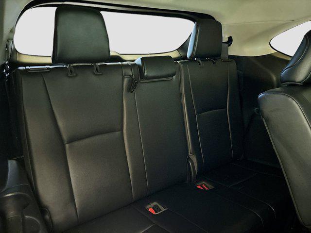 used 2020 Toyota Highlander car, priced at $25,863
