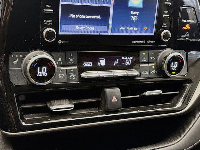 used 2020 Toyota Highlander car, priced at $25,863
