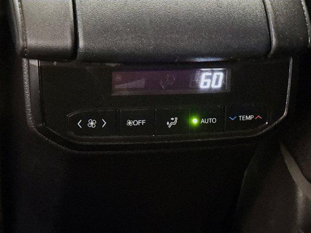 used 2020 Toyota Highlander car, priced at $25,863