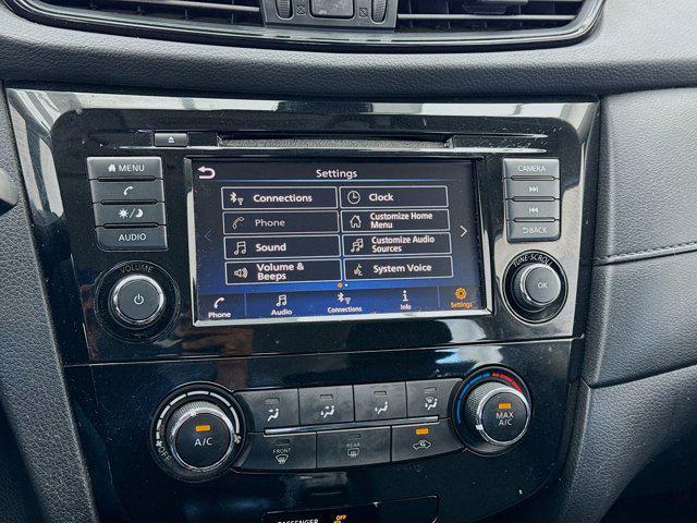 used 2019 Nissan Rogue car, priced at $13,998