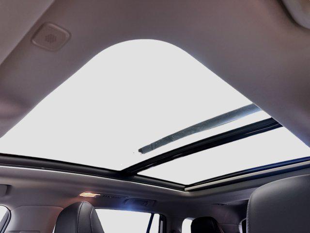 used 2023 Toyota Highlander car